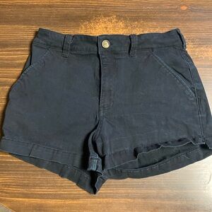 Hollister High-Rise Shortie Black Size 7